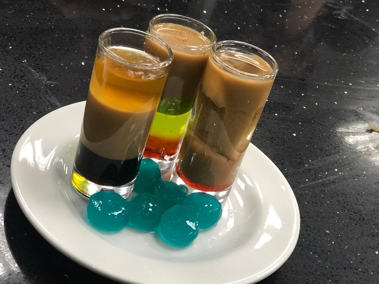 EL ARTE DE LA MIXOLOGÍA